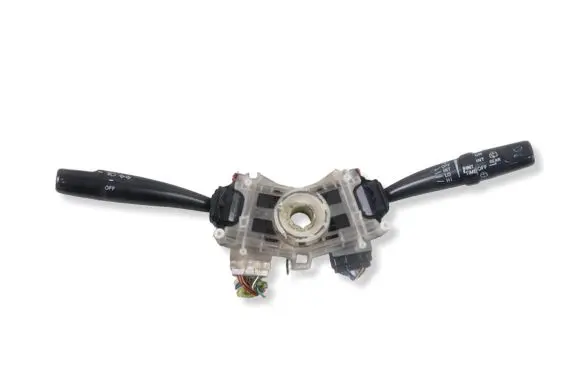 Toyota Corolla E110 Wiper turn signal indicator stalk/switch 843101E680