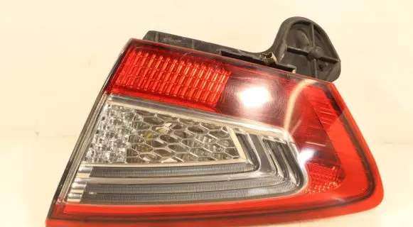Ford Mondeo MK IV Rear/tail lights BS7113A602AE