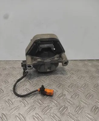 Audi A6 S6 C7 4G Engine mount bracket