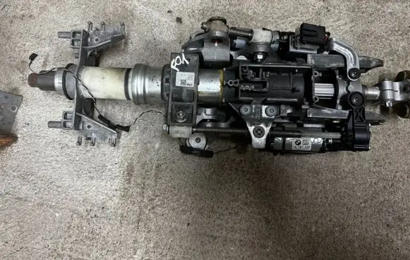 BMW 7 F01 F02 F03 F04 Steering wheel axle P10768701 1056004H 6789859