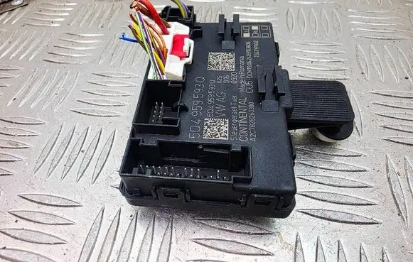 Audi A1 Door control unit/module 5Q4959593Q