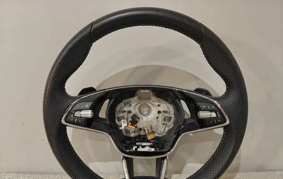 Skoda Octavia Mk4 Steering wheel 5E3959542J