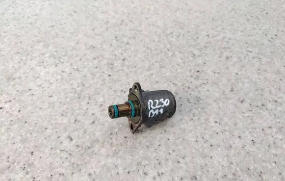 Mercedes-Benz SL R230 Sensor A2214600184