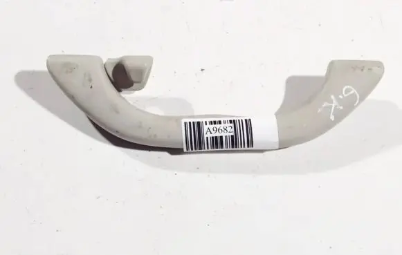 Audi A4 S4 B5 8D Rear interior roof grab handle 8d0857607a