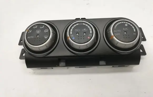 Nissan X-Trail T31 Interior fan control switch 27500JG700