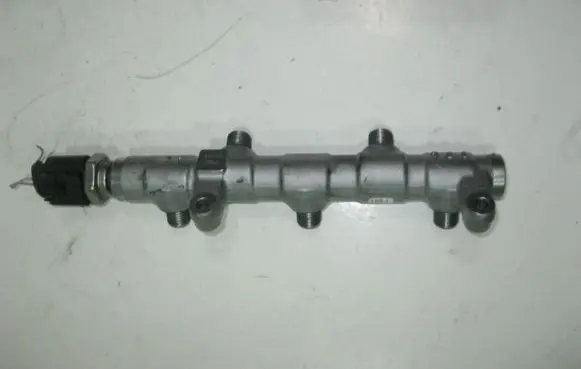 Audi Q5 SQ5 Fuel main line pipe 059130089DD