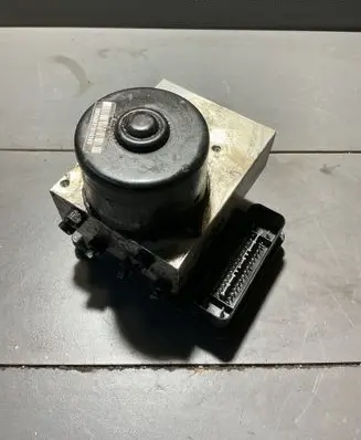 Volkswagen Transporter - Caravelle T5 ABS Pump 7H0907379H 00001759D0 JR24E17C76
