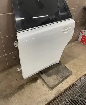 Subaru Legacy Rear door 