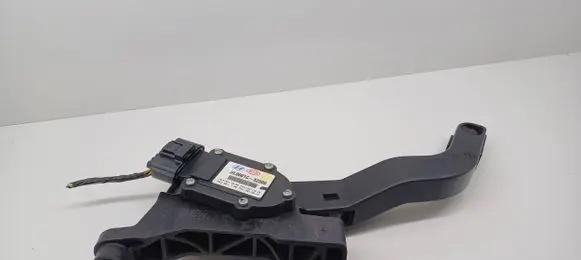 Hyundai i40 Accelerator throttle pedal 327273R300