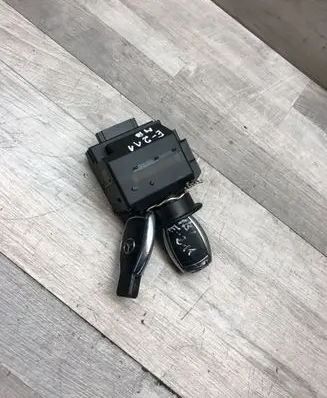 Mercedes-Benz E W211 Ignition lock 2115452308 33002213 3010677411606126