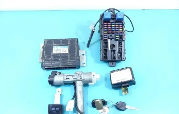 Hyundai Trajet Engine control unit/module ECU 39120-38100 IMPRK1283360