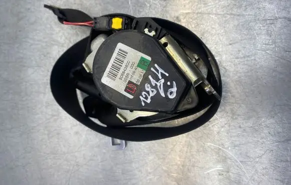 Smart ForFour I Front seatbelt 606843800 005R00
