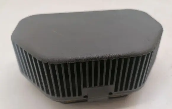 Quarter panel pressure vent