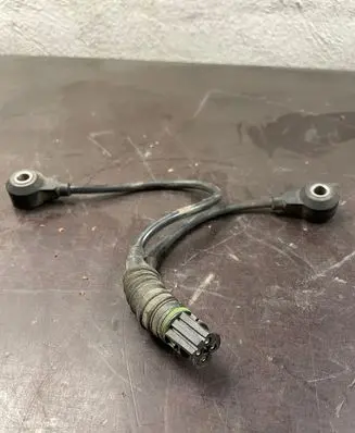 BMW 3 E92 E93 Detonation knock sensor 7568422 RMW252