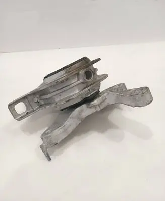 Opel Mokka B Engine mount bracket 9826551380