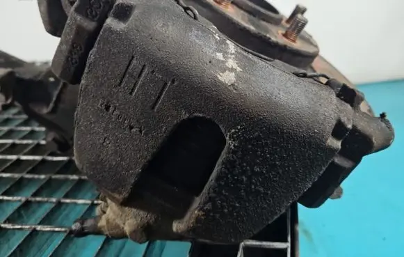 Ford Kuga I Front brake caliper IMPRK1408913