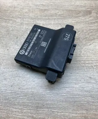 Volkswagen Touran I Gateway control module 1K0907530E 1K0907951
