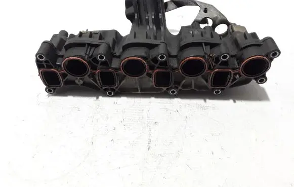 Volkswagen Transporter - Caravelle T5 Intake manifold 03L129711P
