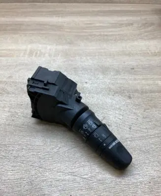 Nissan Terrano Wiper control stalk 25260AV770