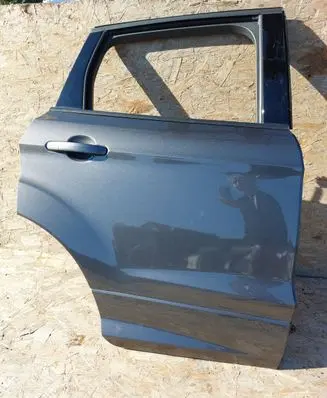 Ford Kuga II Rear door