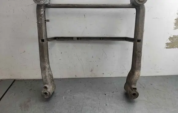 Volvo XC90 Front passenger seat console base 31488327 31379532