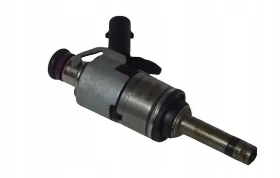Audi A3 S3 8P Fuel injector 06J133036F