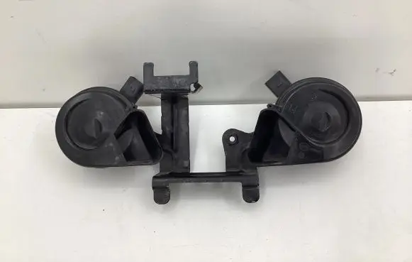 Audi A8 S8 D4 4H Horn signal 4H0951223B 6033FB2697 100914L8