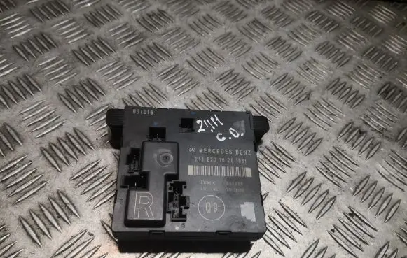 Mercedes-Benz E W211 Door control unit/module 2118201626 A2118201626