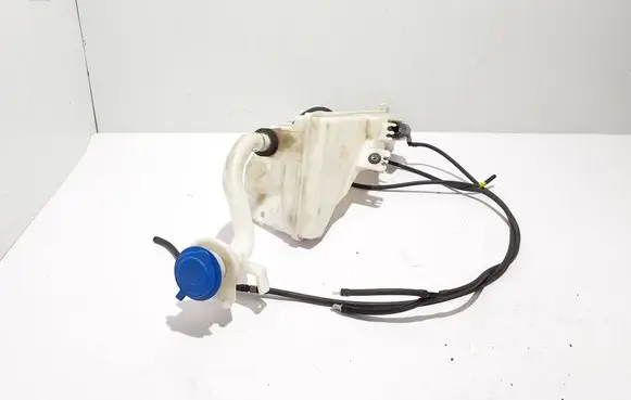 Volvo XC90 Windshield washer fluid reservoir/tank 32237457