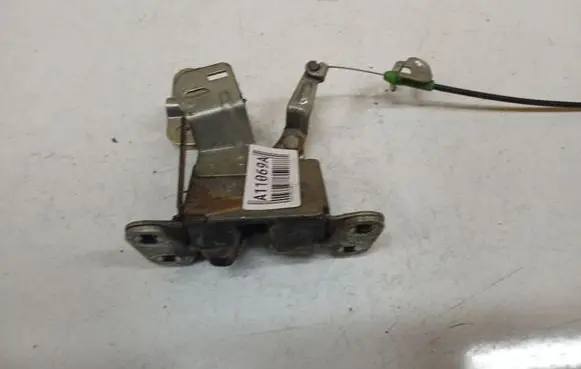 Toyota Previa (XR30, XR40) II Tailgate/trunk/boot lock/catch/latch 