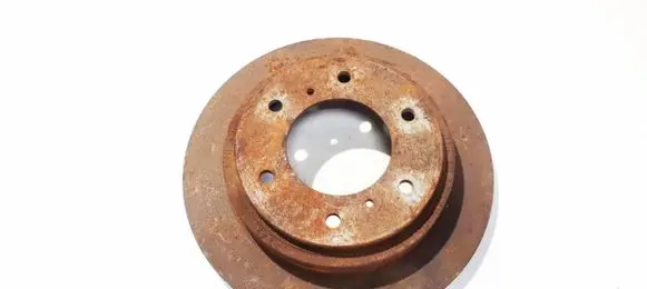 Mitsubishi Pajero Rear brake disc ventiliuojamas