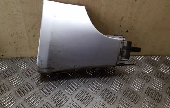 Sill/side skirt trim