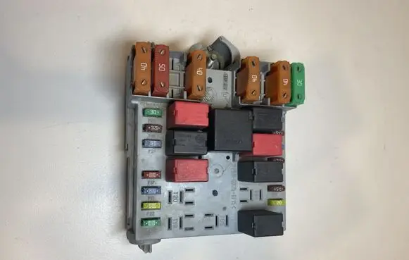 Peugeot Boxer Fuse module 1349944080