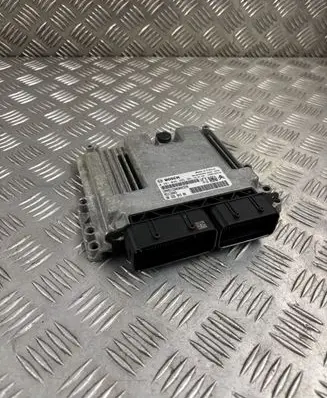 Peugeot 3008 II Engine control unit/module 9832694380