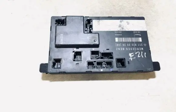 Mercedes-Benz E W211 Door control unit/module 2118200526 356803
