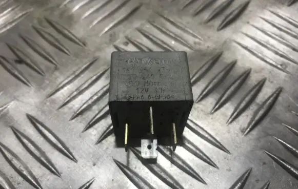 Ford Galaxy Other relay 141951253b 20240072