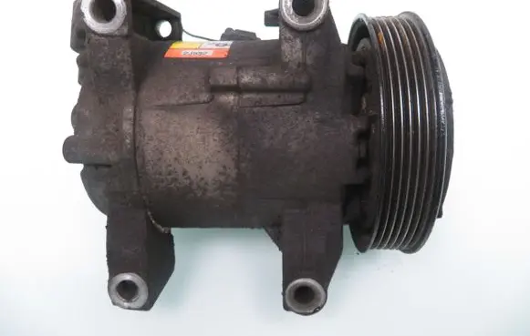 Nissan Almera N16 Air conditioning (A/C) compressor (pump) 2J55245010 926009F510