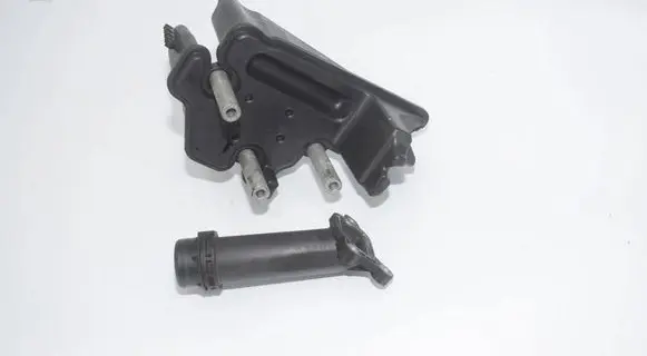 BMW 5 F10 F11 Vacuum air tank 7810707 8512680 11127810707