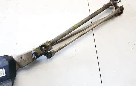Ford Focus Front wiper linkage and motor 