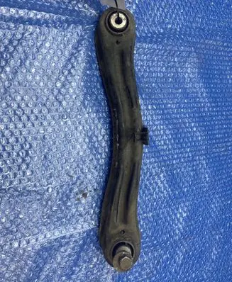 Mercedes-Benz GL X166 Rear upper control arm/wishbone A1663520415 A1665401840