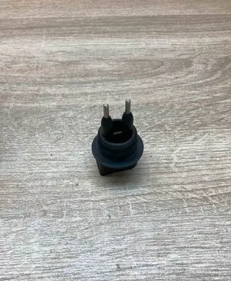 Audi A4 S4 B6 8E 8H Windshield washer fluid level sensor 95VW17K656AA 7M0919376