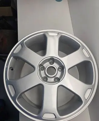 Audi A8 S8 D2 4D R18 alloy rim 4D0601025T