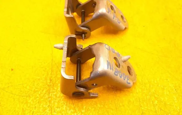 Peugeot 3008 III Front door upper hinge 9850559180 9850559580 98505594480