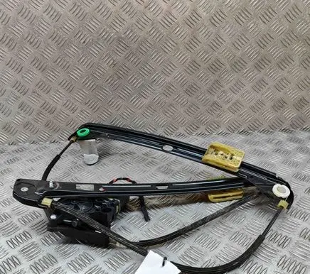 Volkswagen Golf VII Front door electric window regulator 5Q0959801B 0130822717