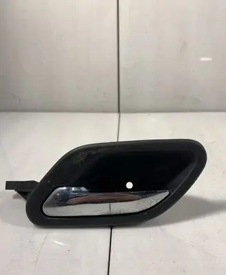 BMW 5 E39 Front door interior handle 8226049