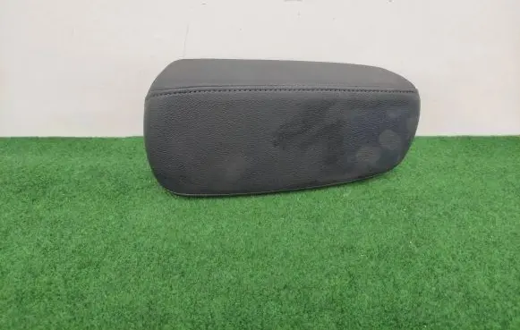 Opel Mokka B Armrest 39185072