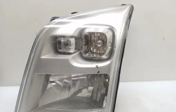 Ford Transit Headlight/headlamp 6C1113W030