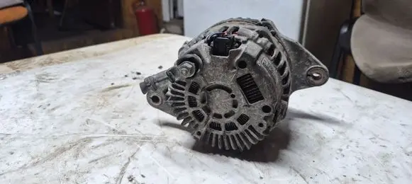 Mazda CX-7 Generator/alternator A2TJ0681