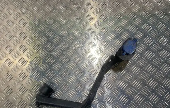 Mercedes-Benz GLC C253 Window washer liquid tank fill tube A2138600164