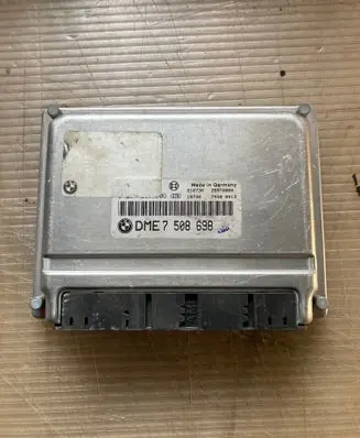BMW X5 E53 Engine control unit/module DME7508698 26RT0000